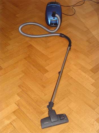 used vacuum cleaner